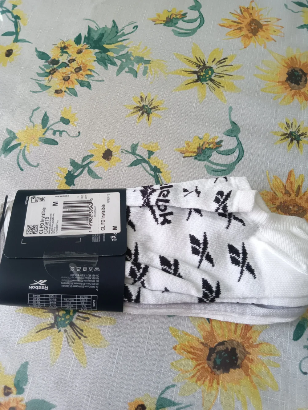 Reebok Unisex White Invisible Socks - 3 Pack One size fits all